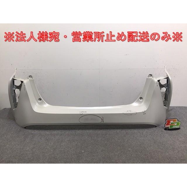 プリウス 50系/ZVW50/ZVW51/ZVW55 純正 前期 リア バンパー 52159 