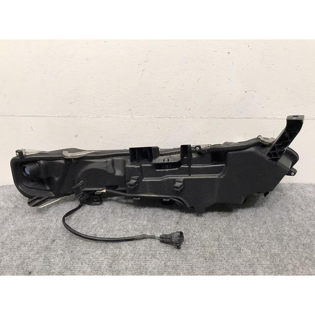 レクサスNX AGZ10 AYZ10 左クリアランスランプ　　KOITO NX AGZ10/AGZ15/AYZ10/AYZ15 純正 左 ウィンカー/クリアランスランプ