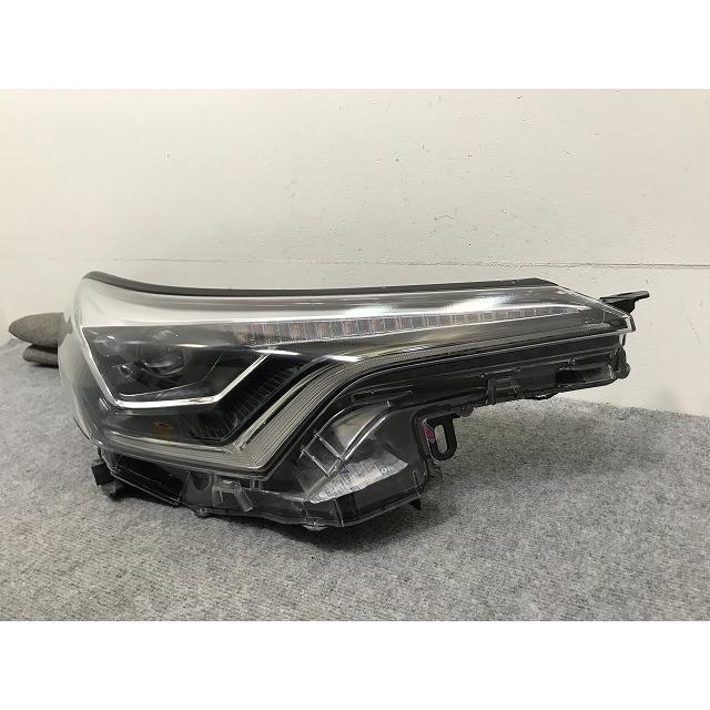 C-HR 中期 (ZYX10/NGX10/50) 純正LEDヘッドライト右側 C-HR/CHR ZYX10/NGX10/NGX50 純正 中期 右 ヘッドライト/ランプ LED