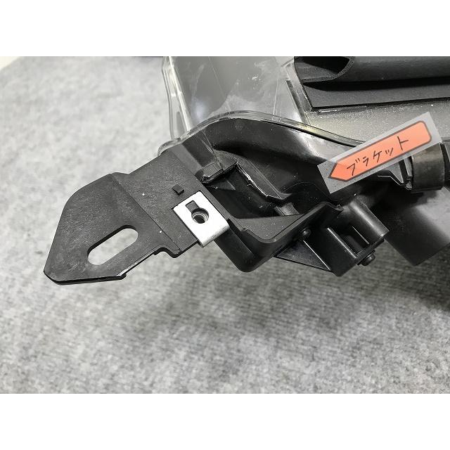 C-HR/CHR ZYX10/NGX10/NGX50 純正 中期 右 ヘッドライト/ランプ LED