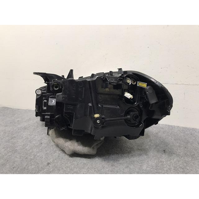 ジャンク!1シリーズ F40 純正 右 ヘッドライト/ランプ LED 63.11