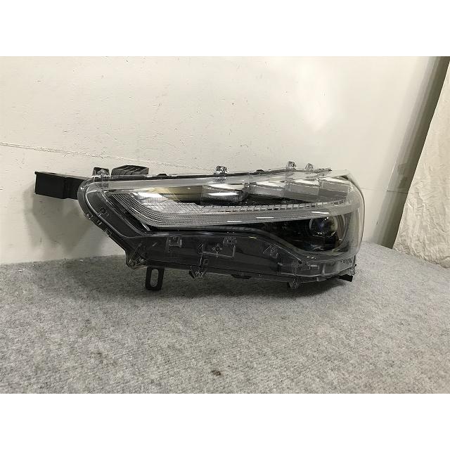 カローラ/クロス 左ヘッドライト ZSG10/ZVG11/ZVG15 KUTOOK カローラクロス カローラクロス10系 ZSG10 ZVG11 ZVG15