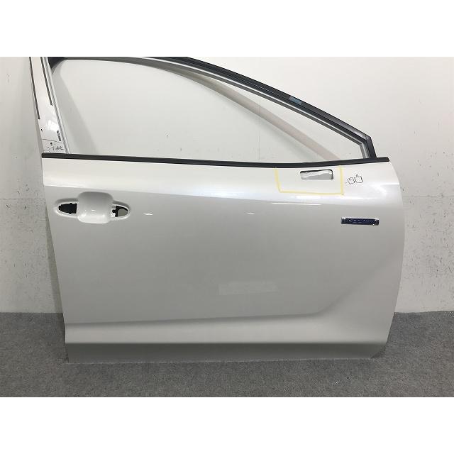 グランドクロス　部品 クロストレック GUE/GUD 純正 右 フロント ドア クリスタル