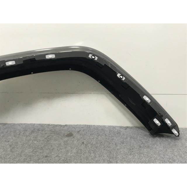 ジープ/ラングラー JL36S 純正 左 リア フェンダーアーチモール