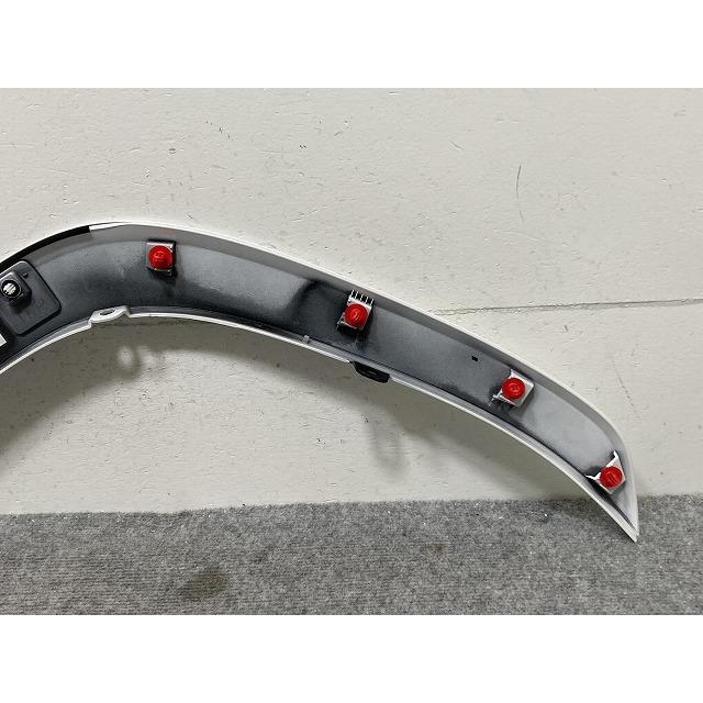 新車取り外し!ランドクルーザー/ランクル FJA300W/VJA300W 純正 右