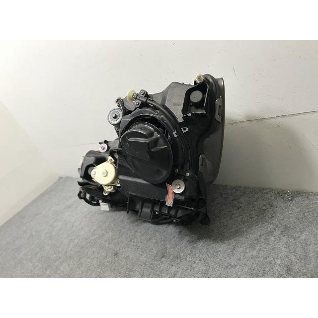 LS600h/LS600hL UVF45/UVF46 純正 前期 右 ヘッドライト/ランプ LED