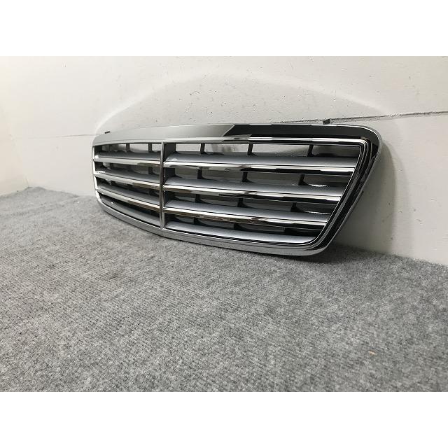 新品!Cクラス W203 純正 フロント グリル/ラジエーターグリル A