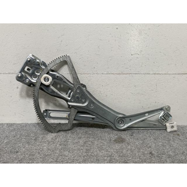 新品!Mクラス/ML W163 純正 左 フロントドア レギュレター/パワーウィンドウレギュレーター 1637201146 メルセデスベンツ(134750)_1