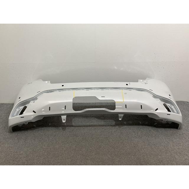 アクア　 リアバンパー 993937 TOYOTA アクア NHP10 リアバンパー 後期 参考品番：52159-52880