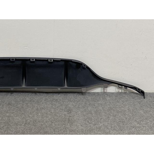 新品!Cクラス W205 AMG 純正 リア バンパーガーニッシュ