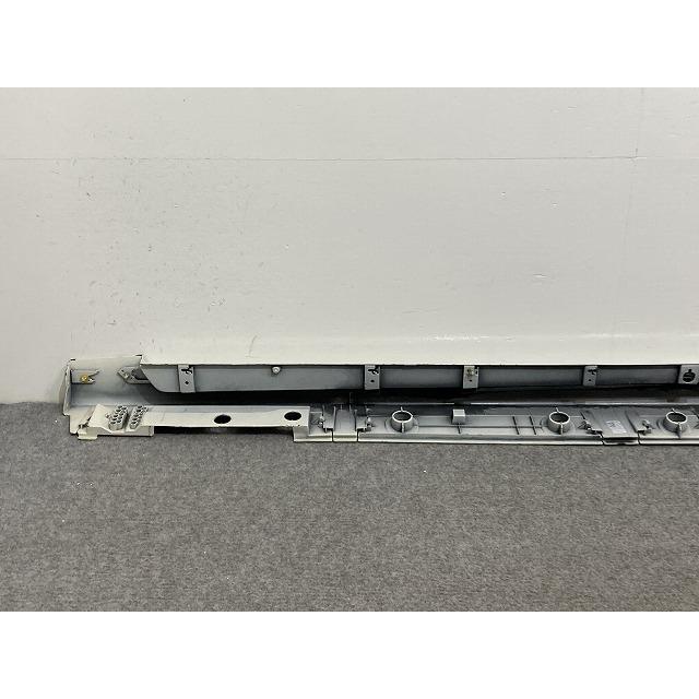 プリウス 50系/ZVW50/ZVW51/ZVW55 純正 右 サイドステップ/サイド