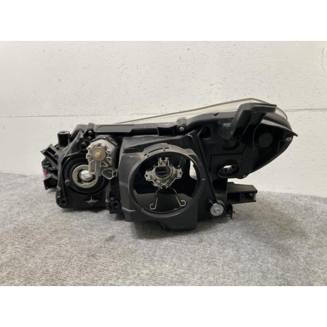 ジャンク!マークX 130系/GRX130/GRX133/GRX135 純正 前期 右 ヘッド