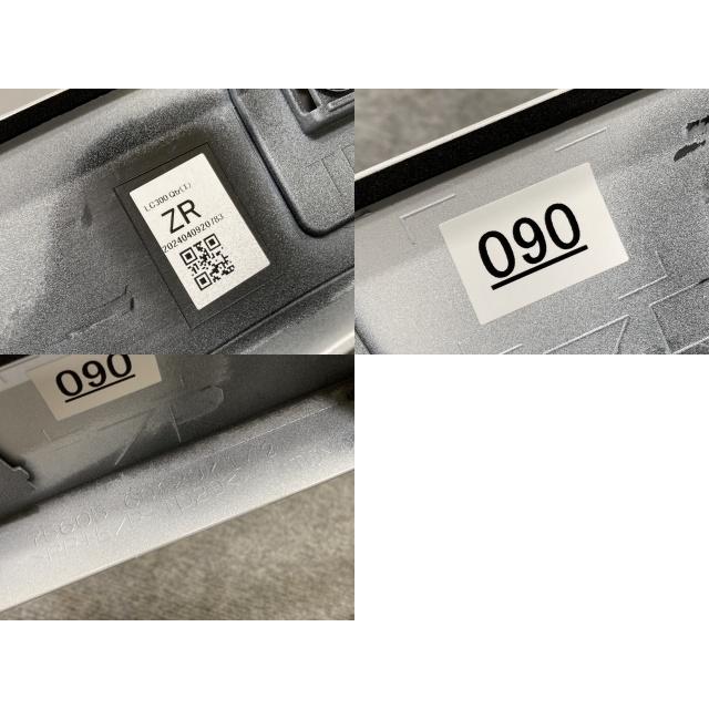 のんさま専用 新車外し!ランドクルーザー/ランクル FJA300W/VJA300W 純正 右 リア