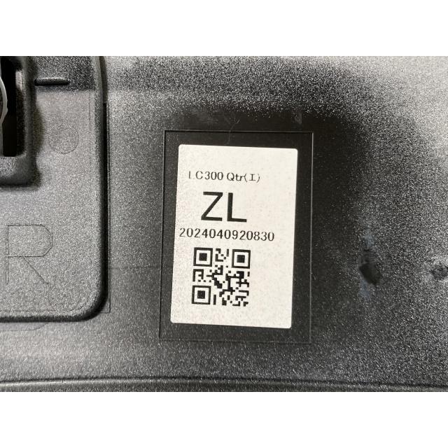 新車外し!ランドクルーザー/ランクル FJA300W/VJA300W 純正 左