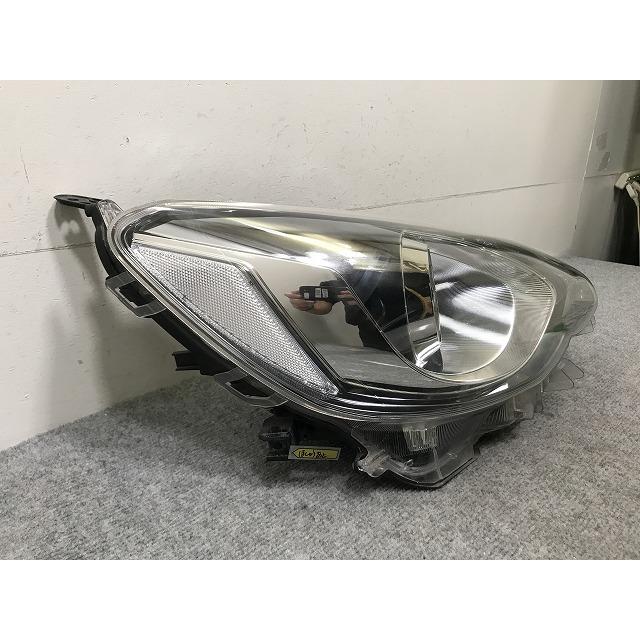 アクア/AQUA NHP10 純正 中期 右 ヘッドライト/ランプ LED  