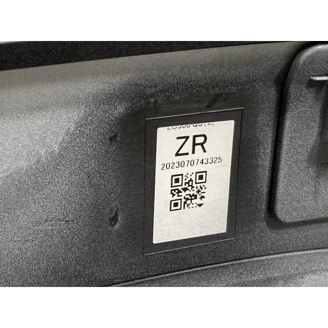 新車取り外し!ランドクルーザー/ランクル FJA300W/VJA300W 純正 右