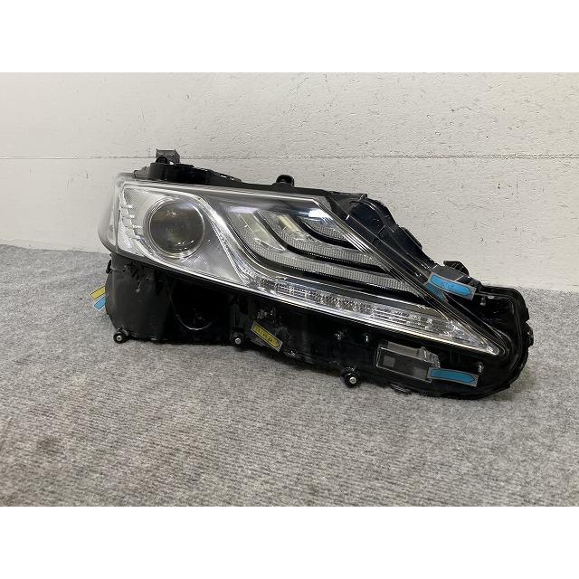 トヨタ　カムリ　右ヘッドライト　AXVH75 カムリ/X/G AXVH75/AXVH70 純正 中期 右 ヘッドライト/ランプ LED