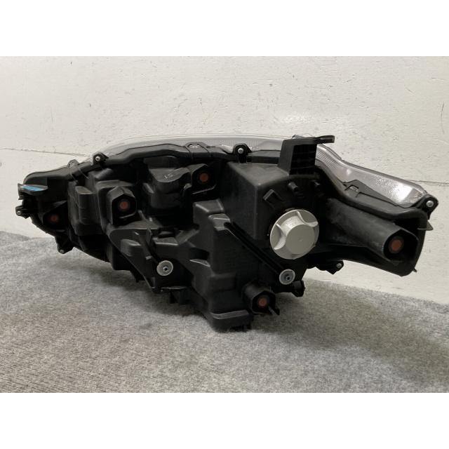 シエンタ ハイブリッド Z MXPC10G MXPL10G MXPL15G 純正 右 ヘッド