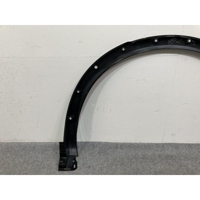 新車外し!クラウン/スポーツ AZSH36W 純正 右 リア フェンダーアーチ