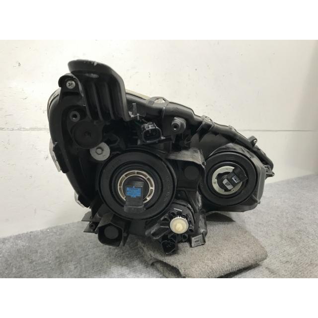 アクア/AQUA NHP10 純正 前期 左 ヘッドライト/ランプ ハロゲン