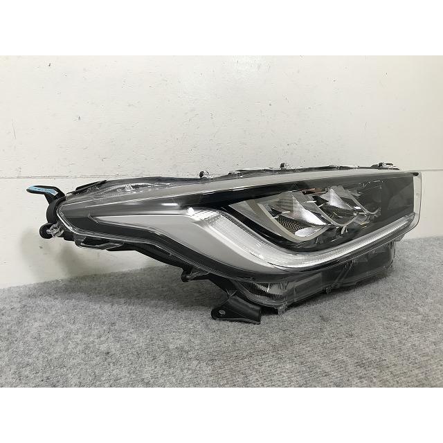 トヨタ　ヤリス　MXPH15　左ヘッドライト ヤリス Z/MXPA10/MXPA15 MXPH10/MXPH15/MXPH14/MXPH17 純正 右