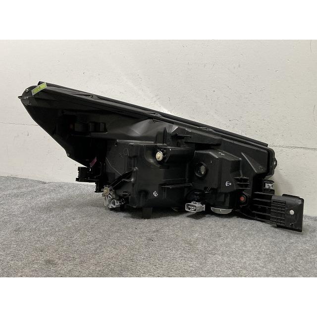 フォレスター SK5/SKE/SK9 純正 前期 左 ヘッドライト/ランプ LED