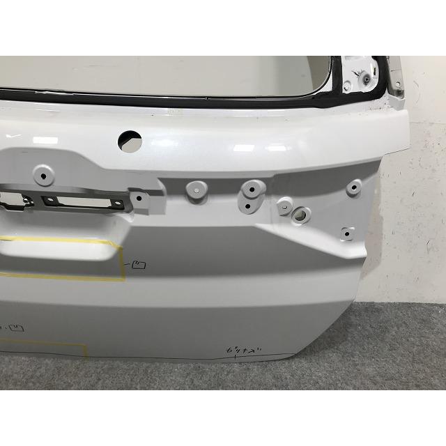 ライズ A200A/A210A/A201A/A202A 純正 リアゲート/内張り付 67149