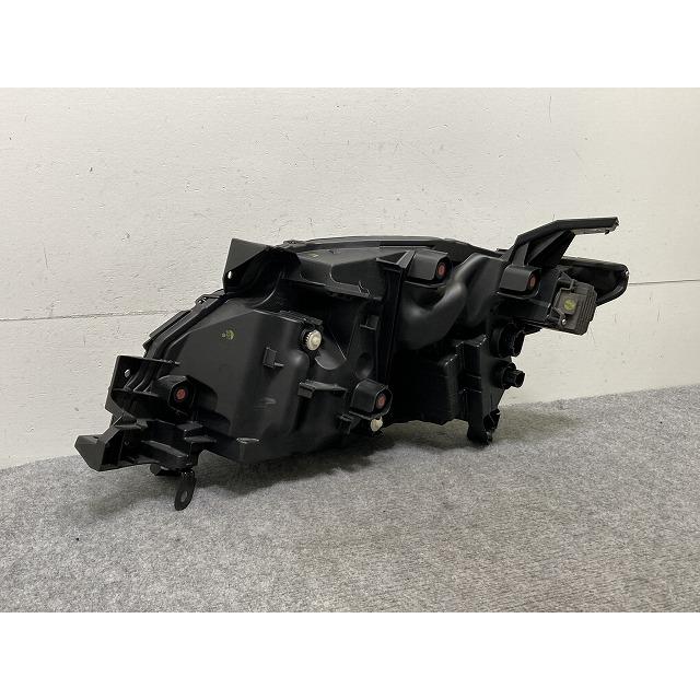日産セレナNC28左ヘッドライトLED 日産セレナNC28左ヘッドライトLED