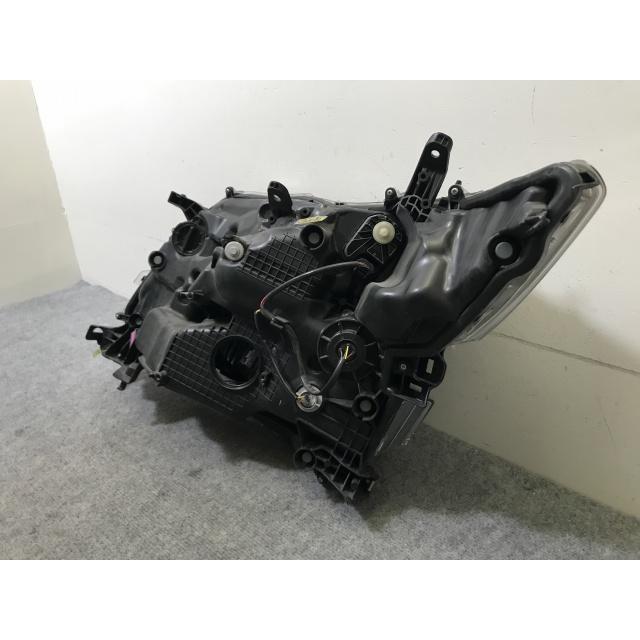 ヴェルファイア 30系/AGH30W/35W/GGH30W/35W/AYH30W 純正 前期 右
