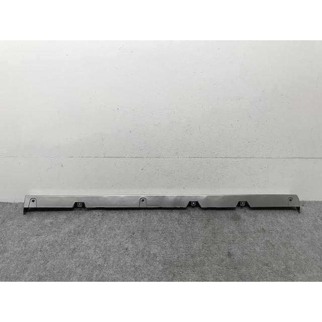 新車取り外し!LM/500h TAWH15W 純正 右 フロント ドア サイドパネル
