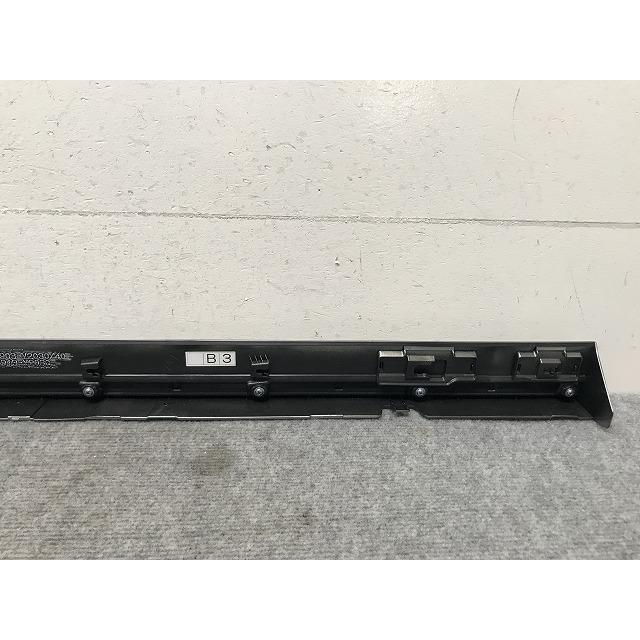 レクサス純正　LM500h サイドロアーパネル 新車取り外し!LM/500h TAWH15W 純正 右 フロント ドア サイドパネル
