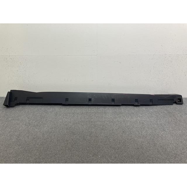 エクストレイル/X-TRAIL T32/NT32/HT32/HNT32 純正 右 サイドステップ
