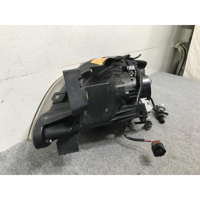 インプレッサ WRX-STI GRB/GRF/GVB/GVF 純正 右 ヘッドライト キセノン