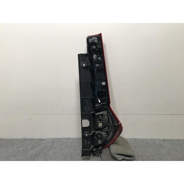 ルーミー/カスタム M900A/M910A 純正 左 テールランプ/ライト/レンズ