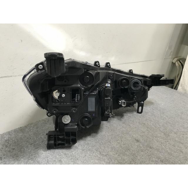 カローラ クロス Z/ZSG10/MXGA10 ハイブリッド/ZVG11/ZVG15/ZVG13