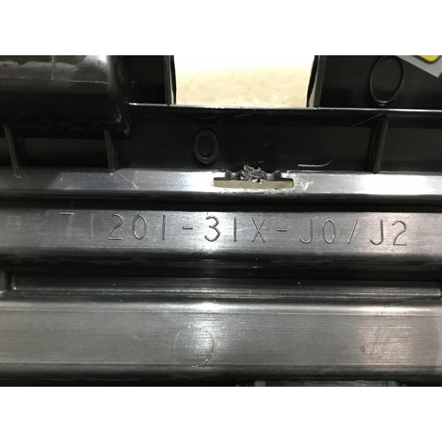 新古車外し DG5 WR-V 純正グリル ラジエーターグリル Z 特別仕様車 BLACK STYLE ブラックスタイル 71201-31X-J0/J2 新車取り外し!WR-V/WRV/DG5 純正 フロント グリル/ラジエーターグリル