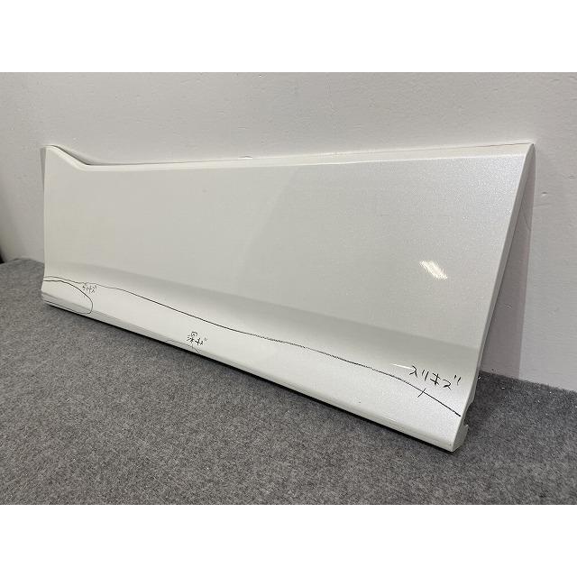 ヴォクシーノア ZRR80W ZWR80W 左 フロント ドア サイドパネル ヴォクシー ノア Si ZS 80系 ZRR80W ZRR85W ハイブリッド ZWR80W 純正
