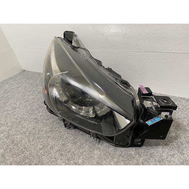 デミオ DJ系/DJ3FS/DJ5FS/DJ3AS/DJ5AS 純正 前期 右 ヘッドライト