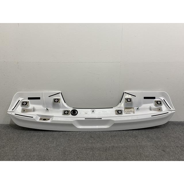 新車取り外し!ランドクルーザー/ランクル FJA300W/VJA300W 純正 リア