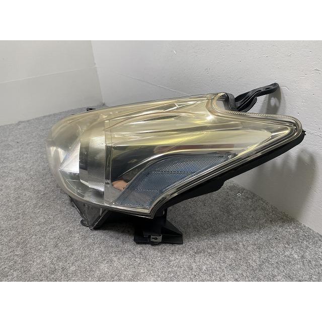 プリウス/アルファ/α ZVW40W/ZVW41W 純正左ヘッドライトLED プリウスα/アルファ ZVW40W/ZVW41W 純正 前期 左 ヘッドライト