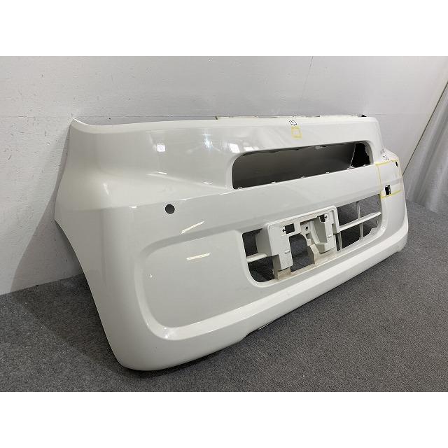 タント LA650S/LA660S 純正 フロント バンパー 52119-B2F70 ホワイト