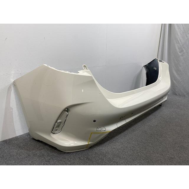 シビックタイプR(fl5)リアバンパー 本体 ホワイト シビック タイプR FL5 純正 リア バンパー 71501-T60-ZZ00