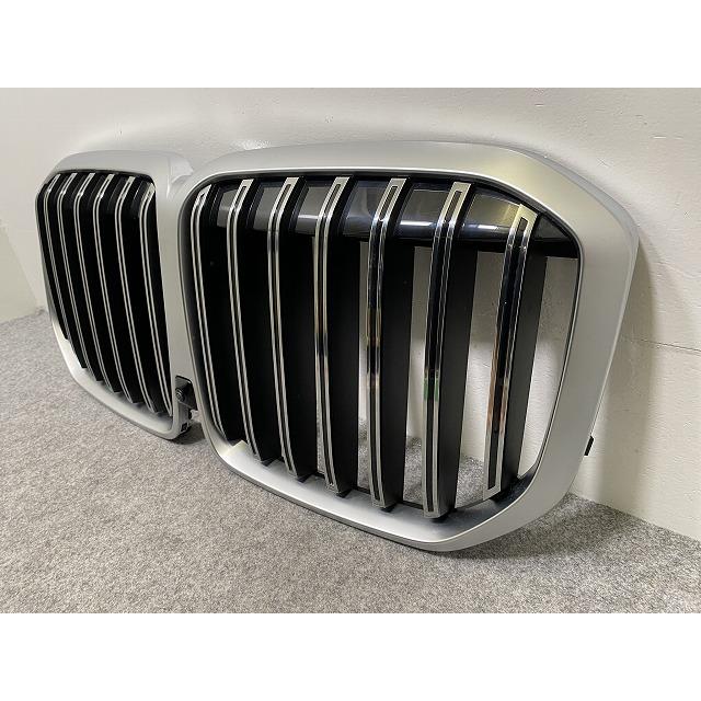 X7 G07 純正 後期 フロント グリル/ラジエーターグリル カメラ付