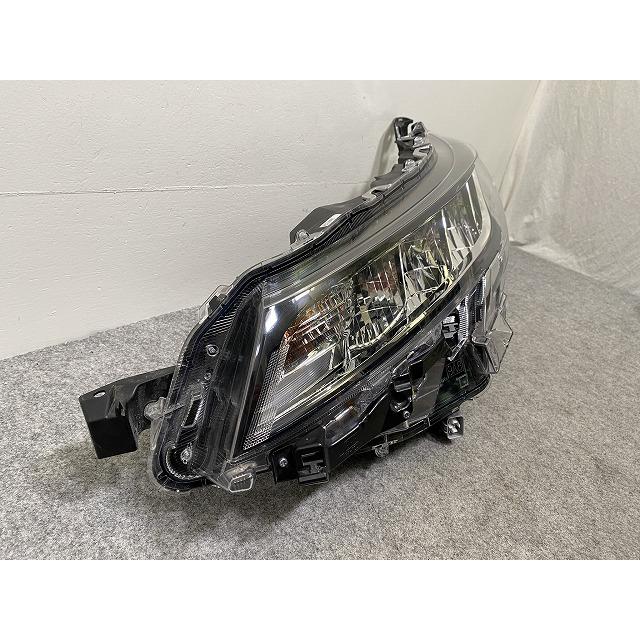 90ノア ヘッドライト 81150-V1011 ノア NOAH 90系/ZWR90W/ZWR95W/MZRA90W/MZRA95W 純正 左 ヘッドライト