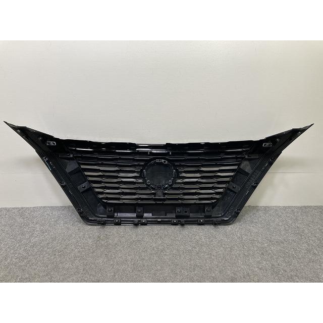 エクストレイル/X-TRAIL T33/SNT33 純正 フロント グリル/ラジエーター