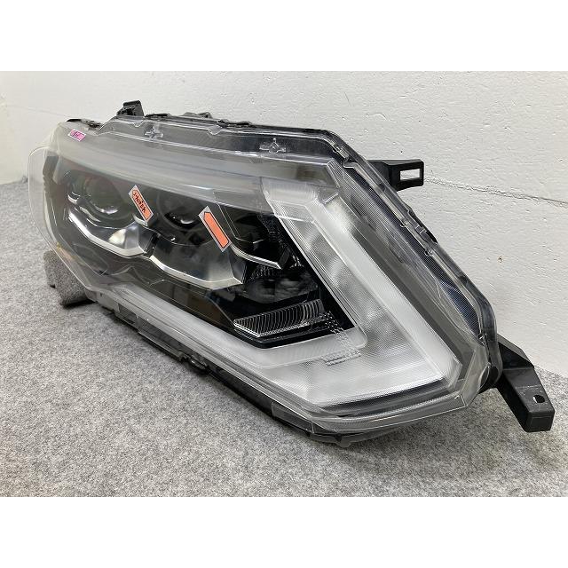 エクストレイル/X-TRAIL T32/NT32/HT32/HNT32 純正 後期 右 ヘッド