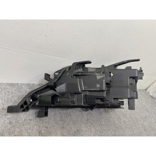 セレナ C27 e-POWER/HC27/HFC27 オーテック/GC27/GNC27 純正 後期 右