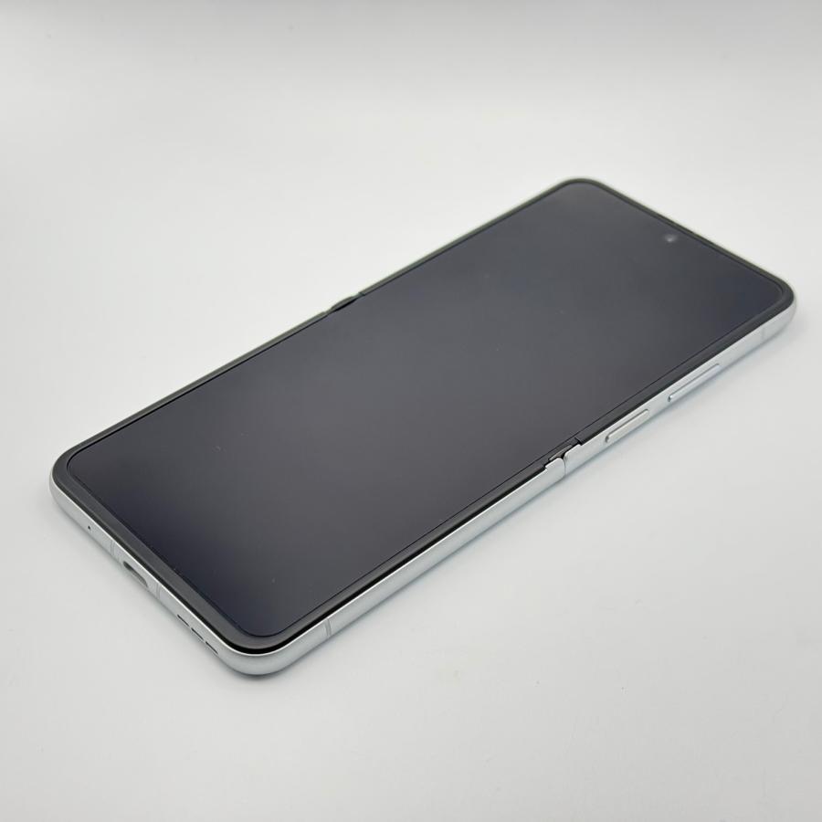 中古美品 ZTE nubia Flip 2 A404ZT ホワイト Android スマートフォン 折りたたみ フリップ Y!mobile SIMロックなし | ZTE | 01