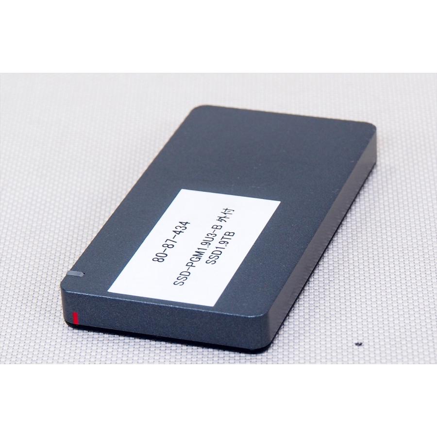 即配】良品！超小型外付けSSD 1.9TB！BUFFALO SSD-PGM1.9U3-B 