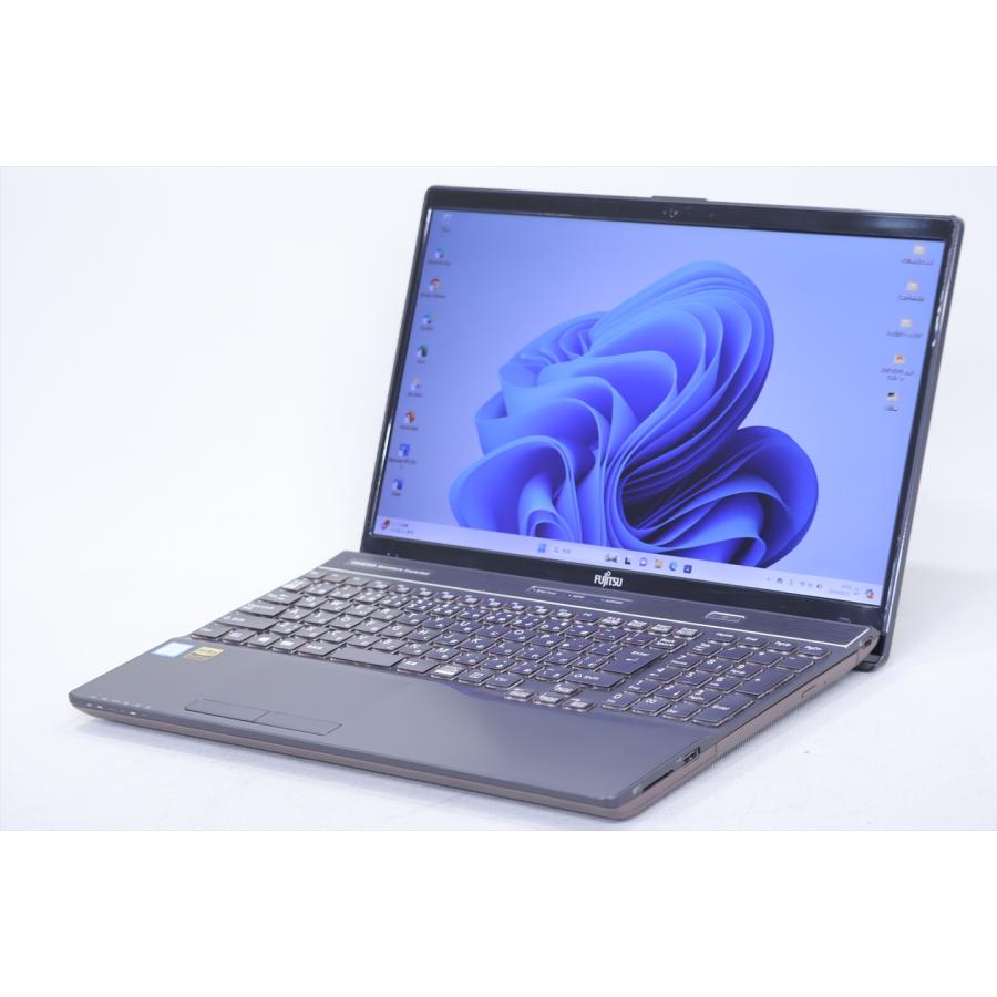 ノートパソコン Corei7 16Gメモリ Windows11 Office2019搭載 15.6 